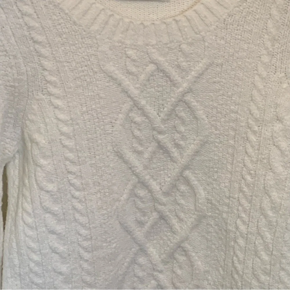Abercrombie & Fitch Chunky Knit Sweater - Picture 3 of 10
